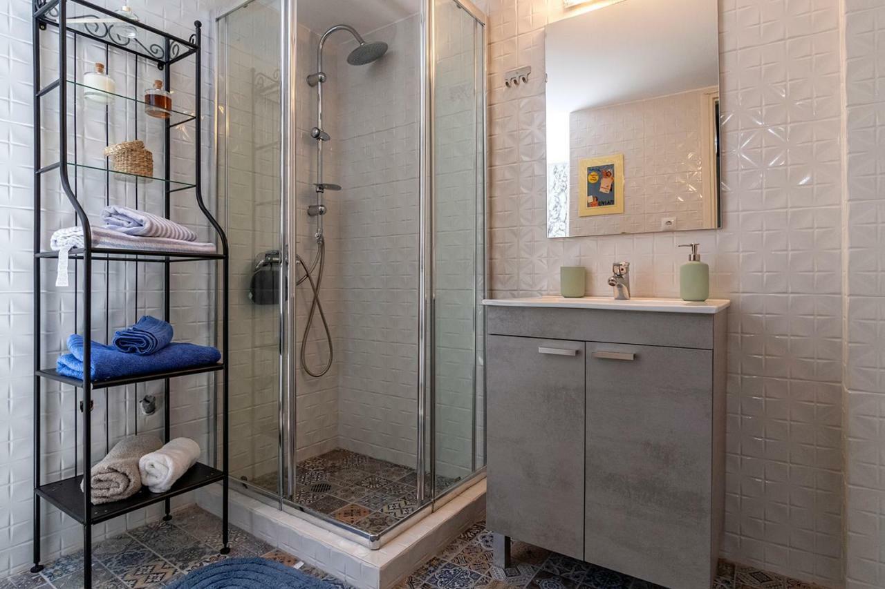 Apartamento Colourful Apt,Airport Line,6 Min Metro,300 Mbps! Atenas Exterior foto