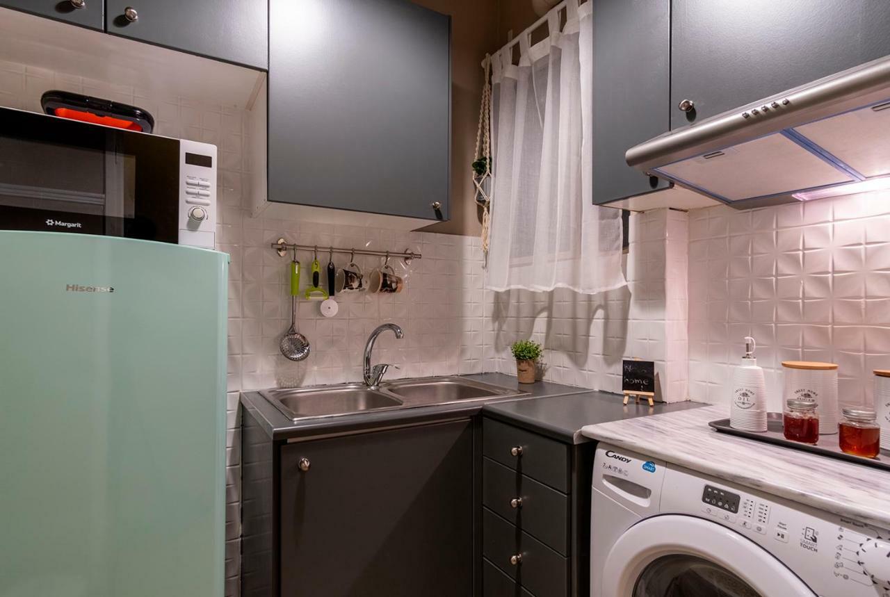 Apartamento Colourful Apt,Airport Line,6 Min Metro,300 Mbps! Atenas Exterior foto
